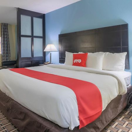 Oyo Hotel Knoxville Tn Cedar Bluff I-40 Luaran gambar