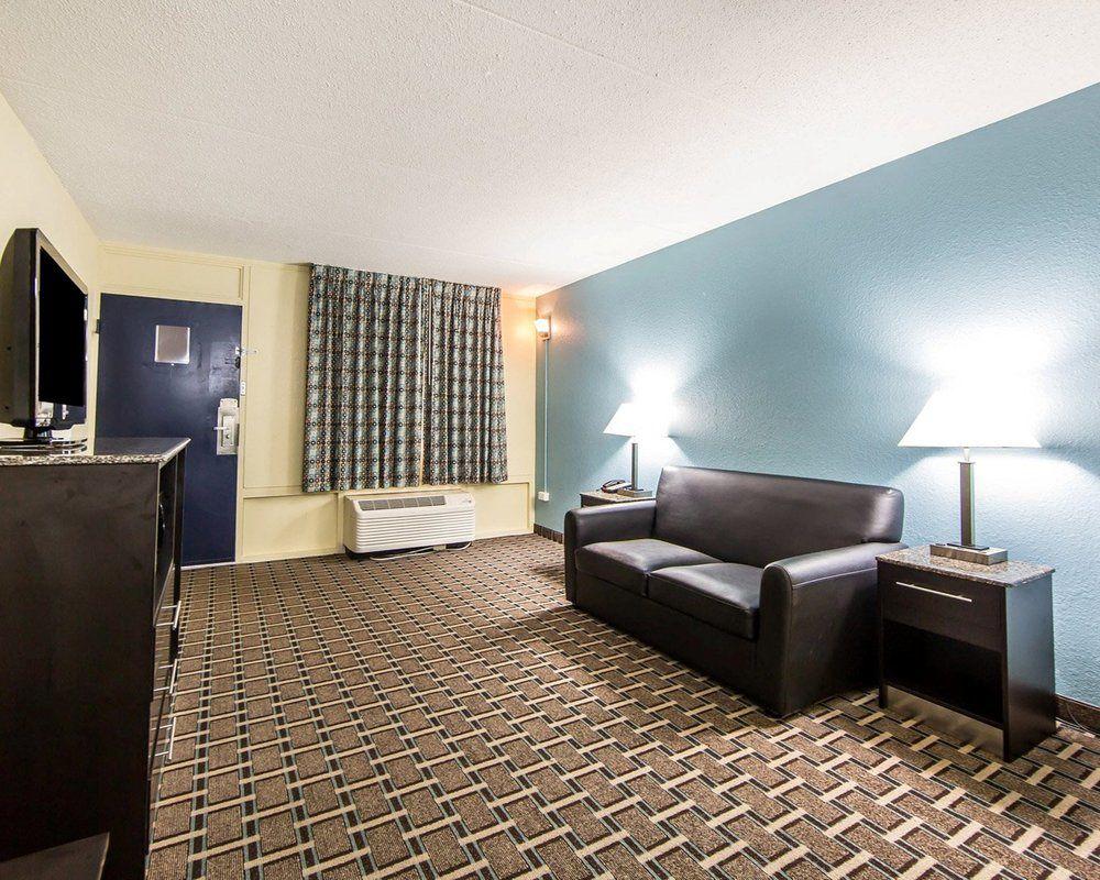 Oyo Hotel Knoxville Tn Cedar Bluff I-40 Luaran gambar