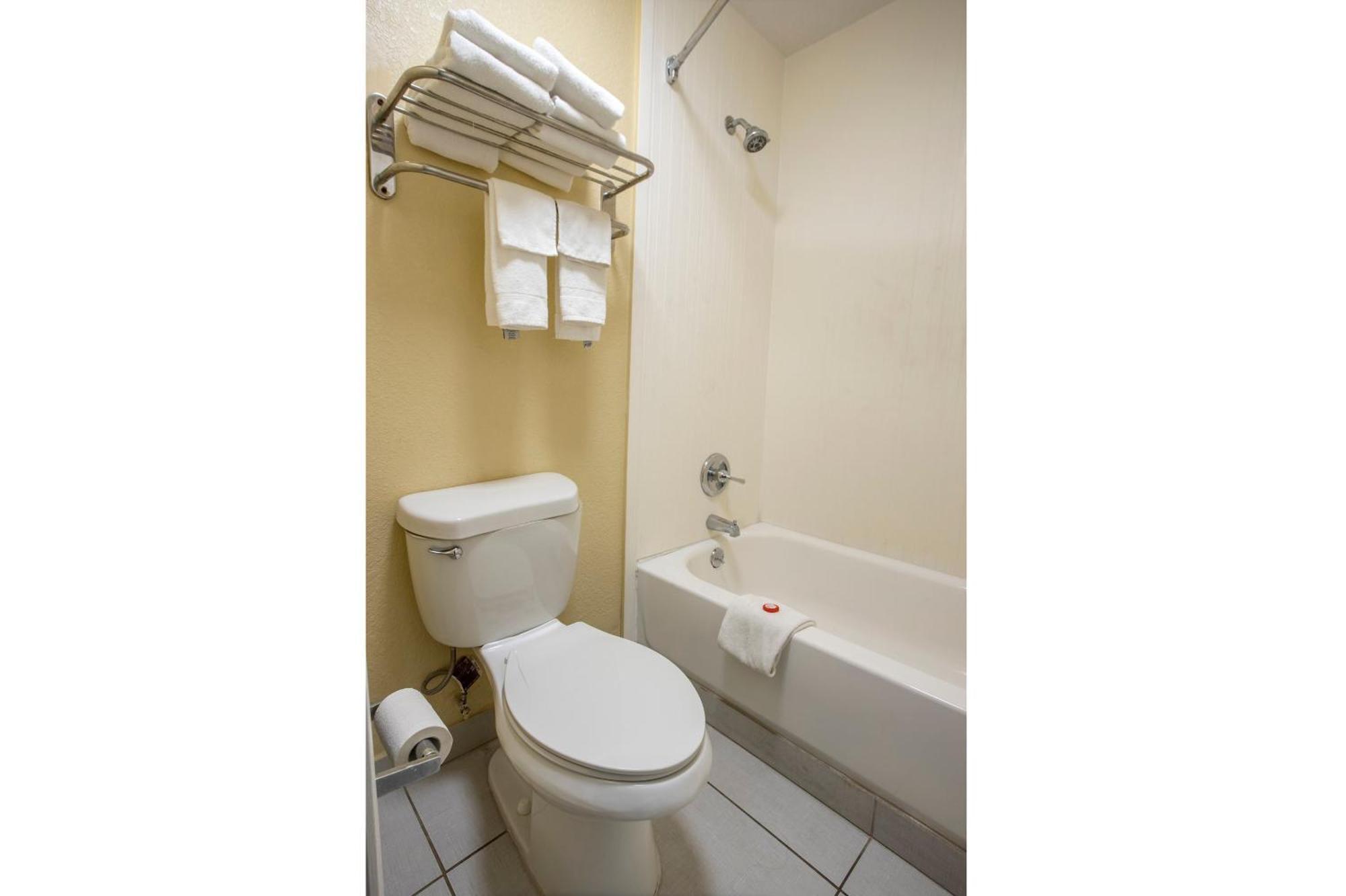 Oyo Hotel Knoxville Tn Cedar Bluff I-40 Luaran gambar